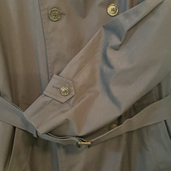 Men’s trench, overcoat made by Fashion World. Size 38 reg.# 538 - Picture 4 of 12